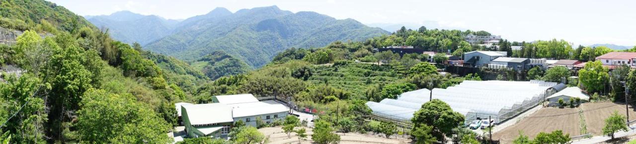 清境依山舞林民宿 Renai Bagian luar foto