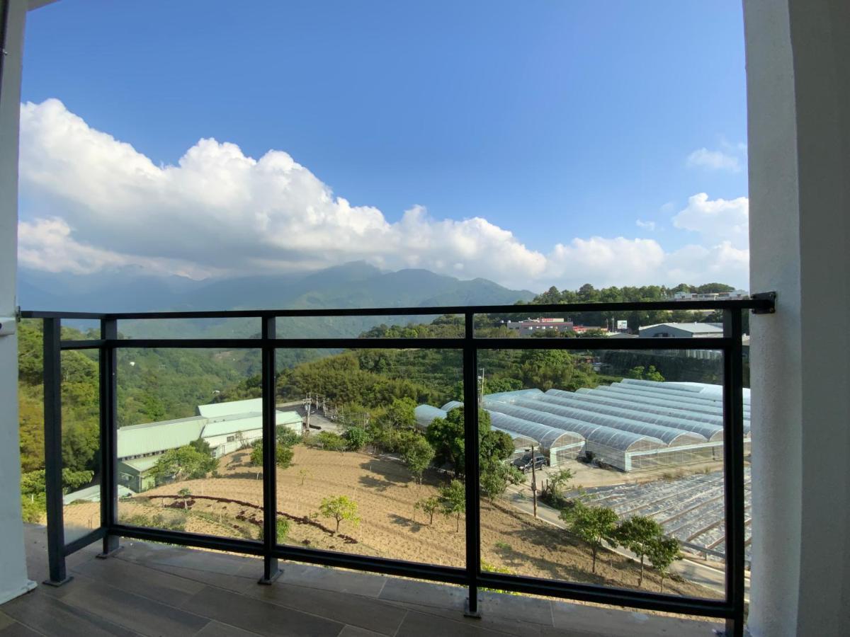 清境依山舞林民宿 Renai Bagian luar foto